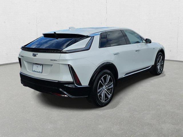 Photo of 2024 Crystal White Tricoat Cadillac LYRIQ