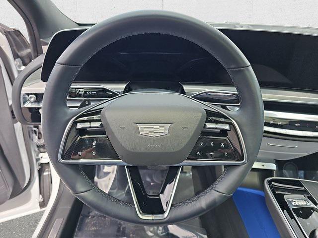 Photo of 2024 Crystal White Tricoat Cadillac LYRIQ