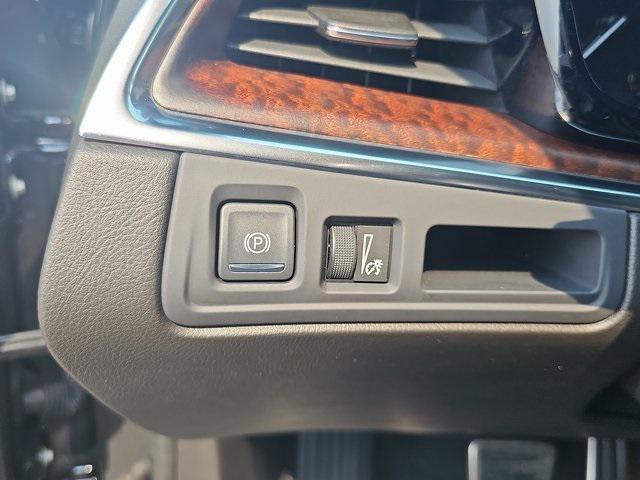 Photo of 2023 Stellar Black Metallic Cadillac XT5