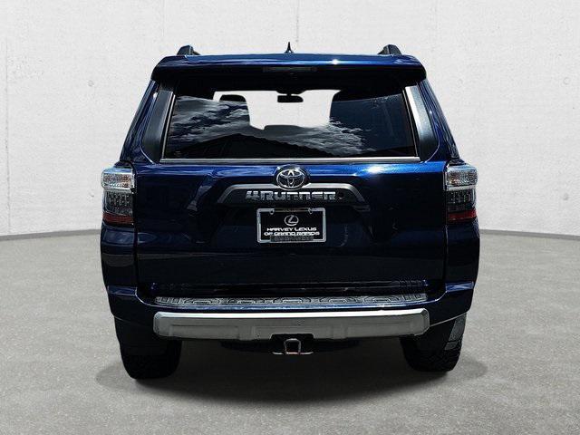 Photo of 2019 Nautical Blue Metallic Toyota 4Runner