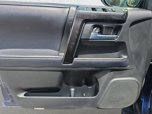 Photo of 2019 Nautical Blue Metallic Toyota 4Runner