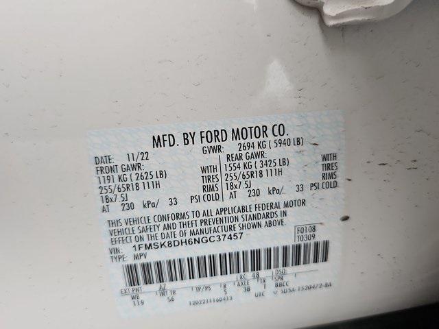 Photo of 2022 Star White Metallic Tri-Coat Ford Explorer
