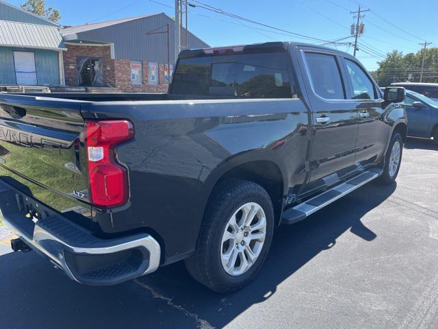 Photo of 2022 Black Chevrolet Silverado 1500