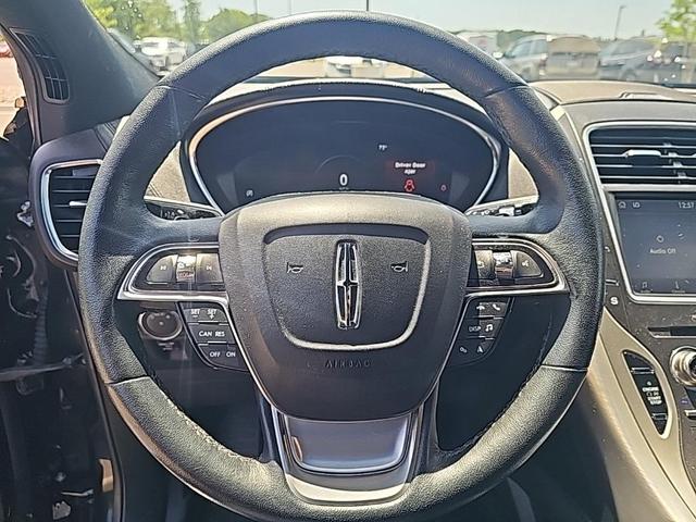 Photo of 2019 Black Lincoln Nautilus