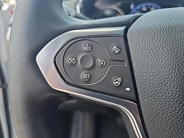 Photo of 2023 Summit White Chevrolet Traverse