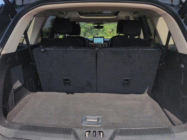 Photo of 2023 Pristine White Lincoln Aviator