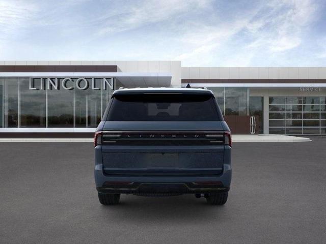 Photo of 2025 Blue Lincoln Navigator