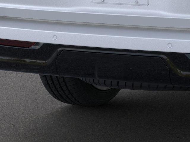 Photo of 2025 White Lincoln Navigator