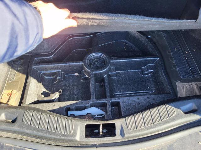 Photo of 2018 Shadow Black Ford Fusion Hybrid