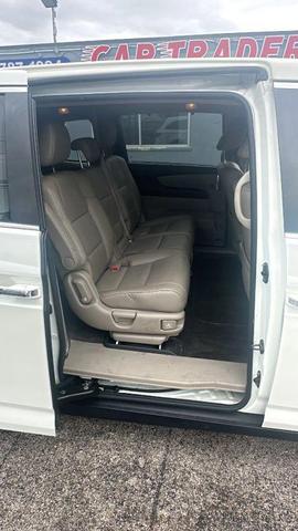 Photo of 2014 White Diamond Pearl Honda Odyssey