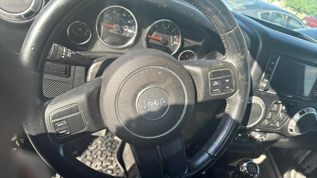 Photo of 2011 Bright Silver Metallic Clearcoat Jeep Wrangler Unlimited