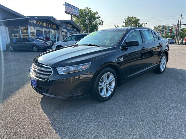 2016 Ford Taurus