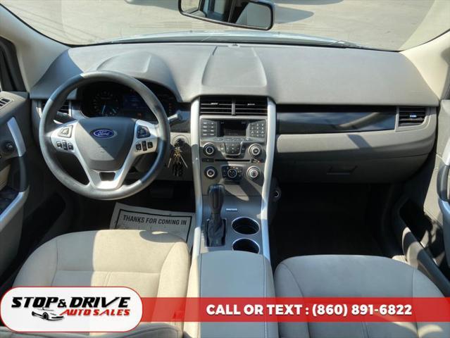 Photo of 2014 GRAY Ford Edge