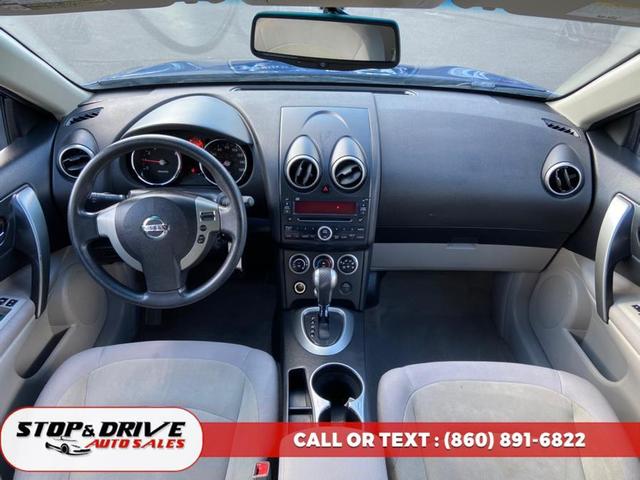Photo of 2010 Indigo Blue Metallic Nissan Rogue