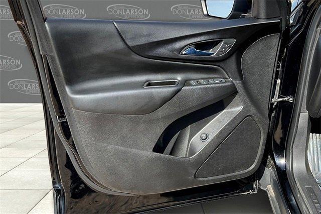Photo of 2020 Mosaic Black Metallic Chevrolet Equinox