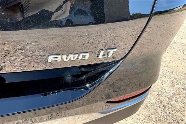 Photo of 2020 Mosaic Black Metallic Chevrolet Equinox