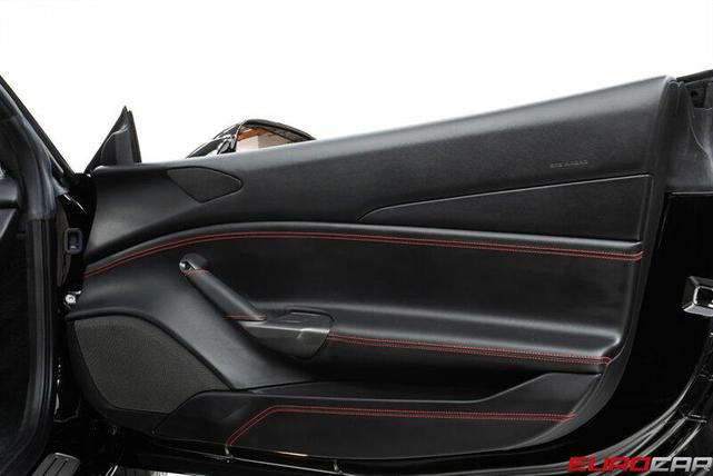 Photo of 2019 Black Ferrari 488 GTB