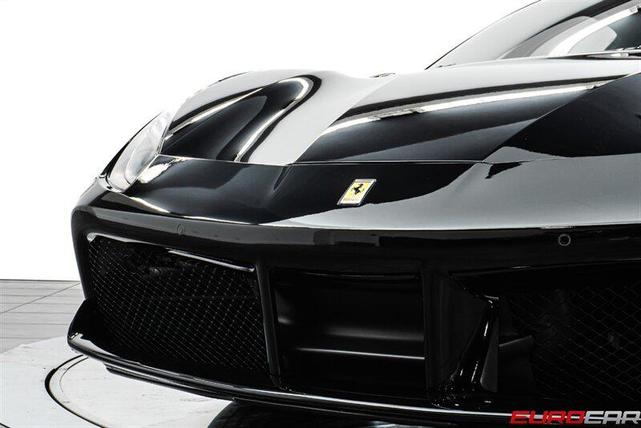 Photo of 2019 Black Ferrari 488 GTB