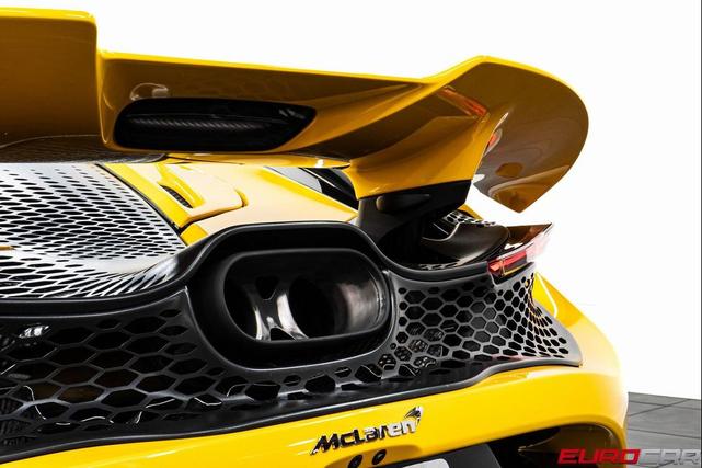 Photo of 2024 Volcano Yellow McLaren 750S