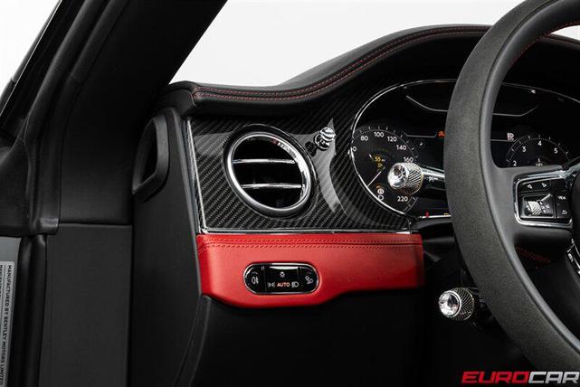 Photo of 2023 Gray Bentley Continental GT