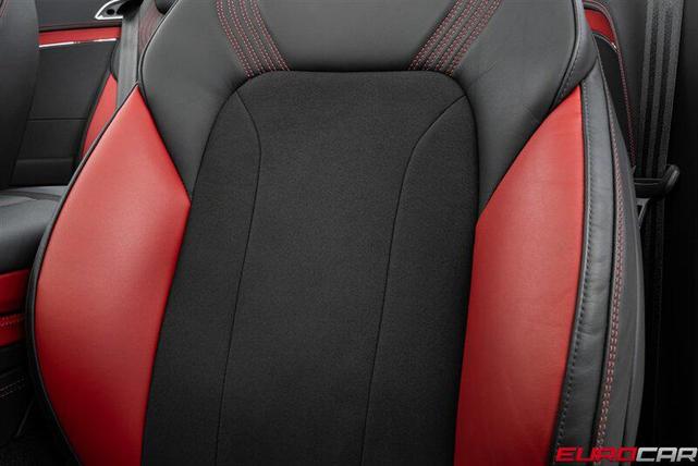 Photo of 2023 Gray Bentley Continental GT