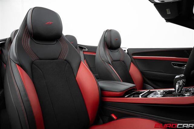 Photo of 2023 Gray Bentley Continental GT