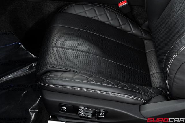 Photo of 2020 Black Bentley Continental GT