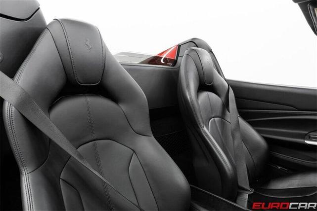 Photo of 2022 Red Ferrari F8 Spider