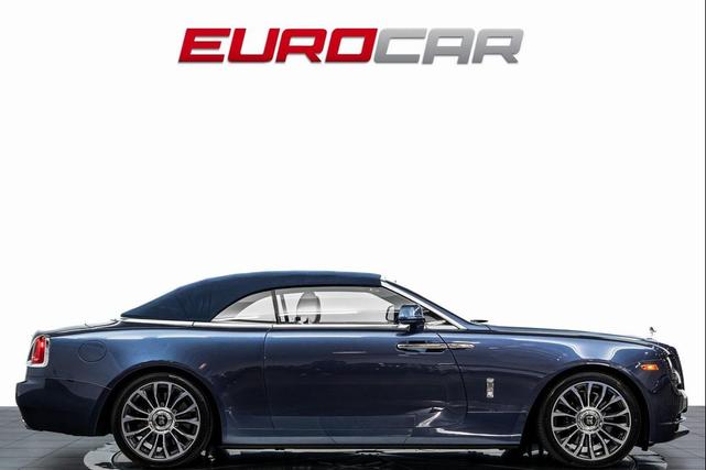 Photo of 2019 Blue Rolls-Royce Dawn