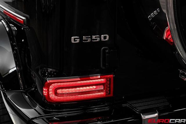 Photo of 2025 Black Mercedes-Benz G-Class