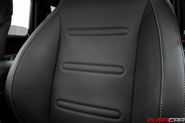 Photo of 2025 Black Mercedes-Benz G-Class