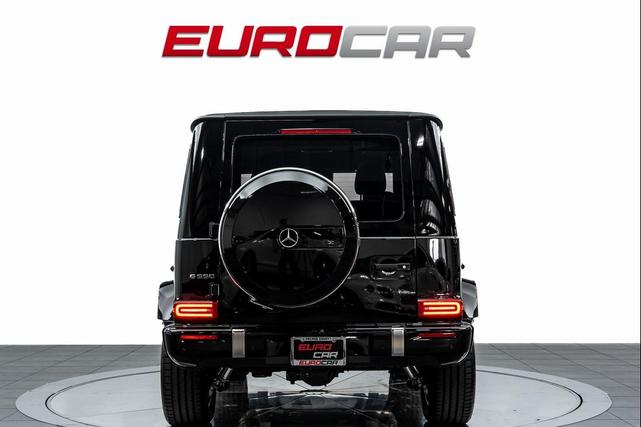 Photo of 2025 Black Mercedes-Benz G-Class