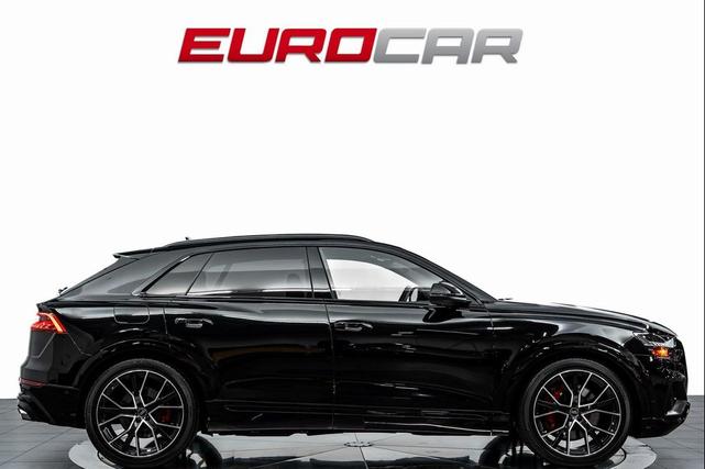 Photo of 2023 Mythos Black Metallic Audi SQ8