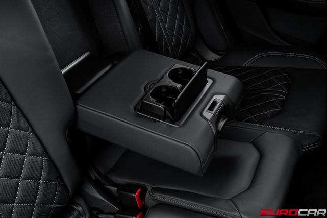 Photo of 2023 Mythos Black Metallic Audi SQ8