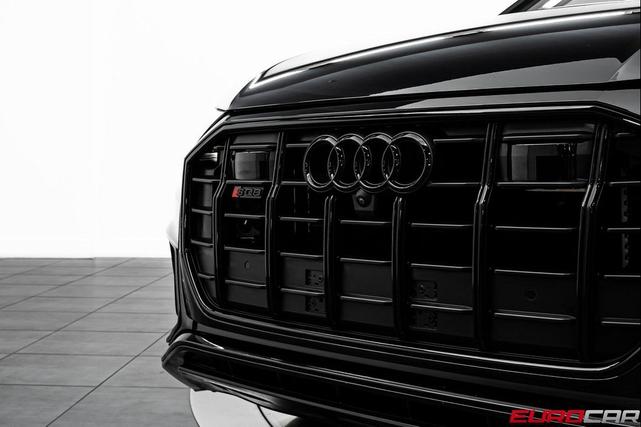 Photo of 2023 Mythos Black Metallic Audi SQ8