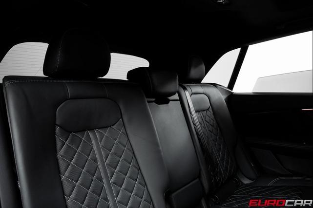 Photo of 2023 Mythos Black Metallic Audi SQ8
