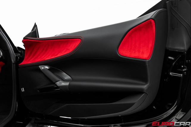 Photo of 2022 Nero Ferrari SF90 Stradale
