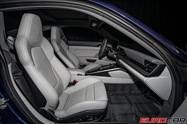 Photo of 2020 Blue Porsche 911