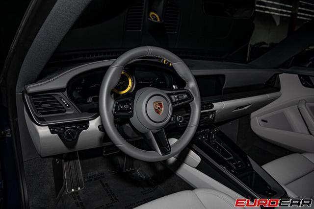 Photo of 2020 Blue Porsche 911