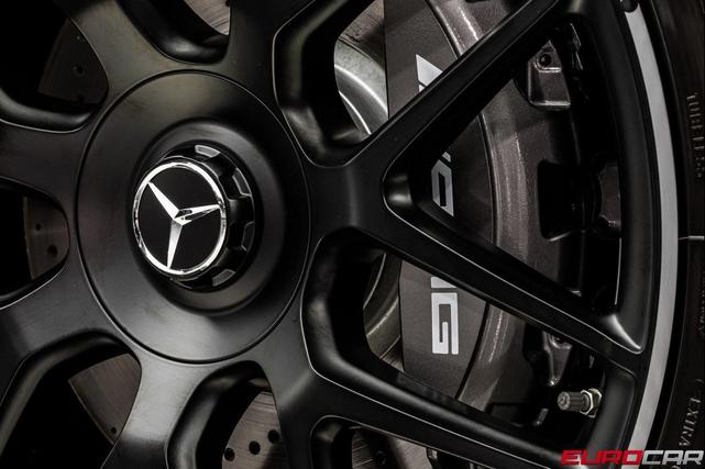 Photo of 2025 Black Mercedes-Benz AMG G 63