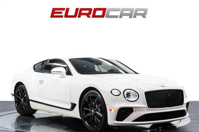 Photo of 2022 White Bentley Continental GT