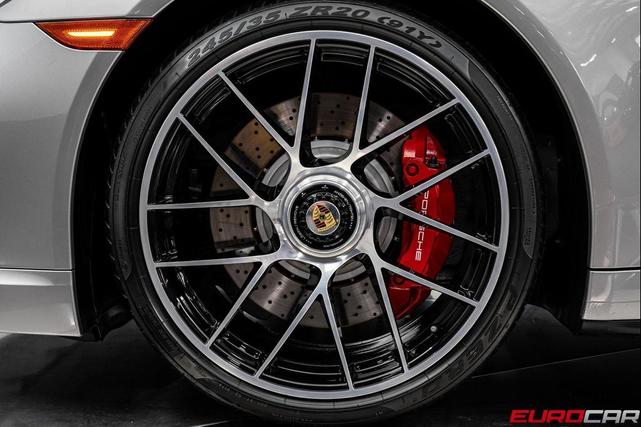 Photo of 2017 GT Silver Metallic Porsche 911