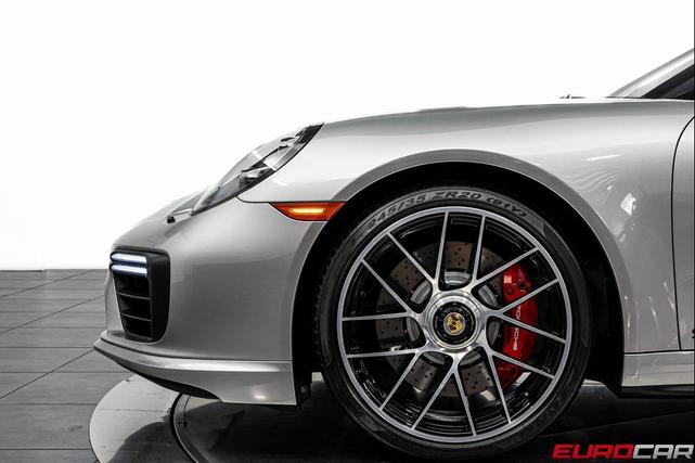 Photo of 2017 GT Silver Metallic Porsche 911