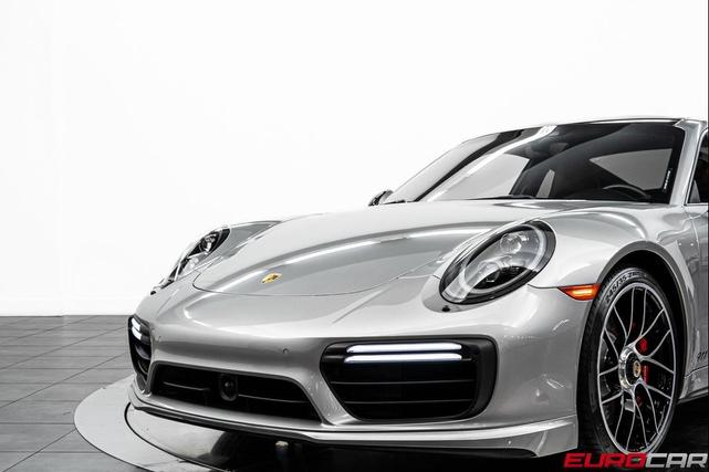 Photo of 2017 GT Silver Metallic Porsche 911