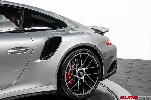 Photo of 2017 GT Silver Metallic Porsche 911