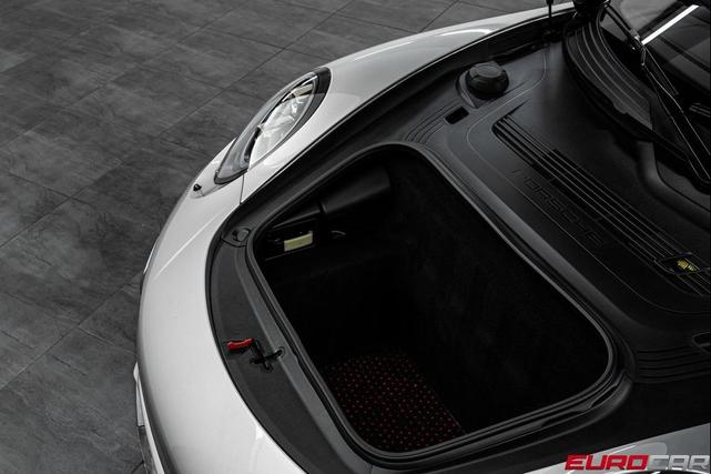 Photo of 2017 GT Silver Metallic Porsche 911