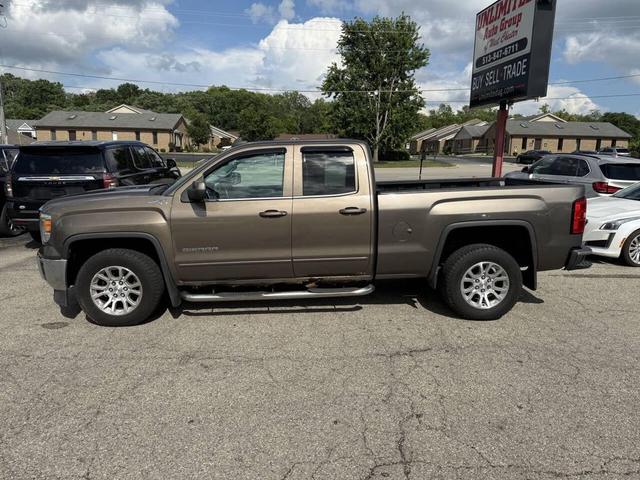 Photo of 2015 Gray GMC Sierra 1500
