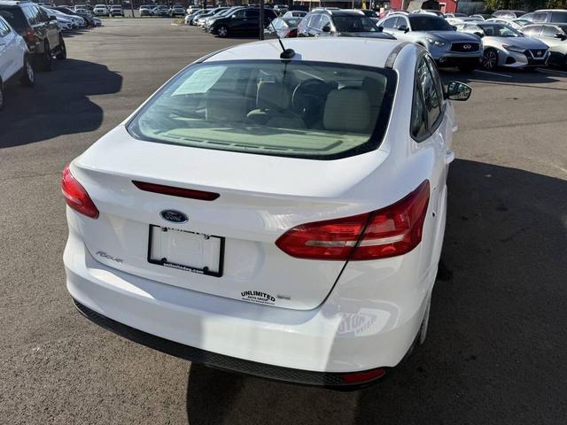 Photo of 2018 White Ford Focus