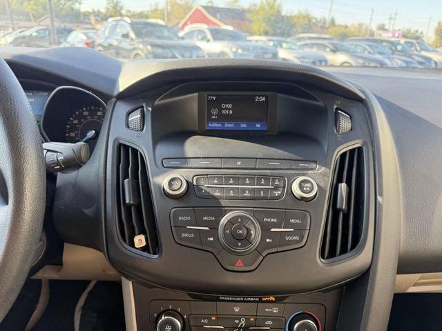 Photo of 2018 White Ford Focus