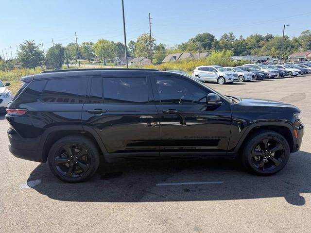 Photo of 2021 Black Jeep Grand Cherokee L